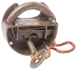 Made in India
                      Padlock