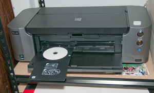 Canon Pro-100 Printer DVD Slide in Printing
                      Position