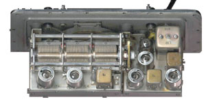 Inside R-1004 Receiver