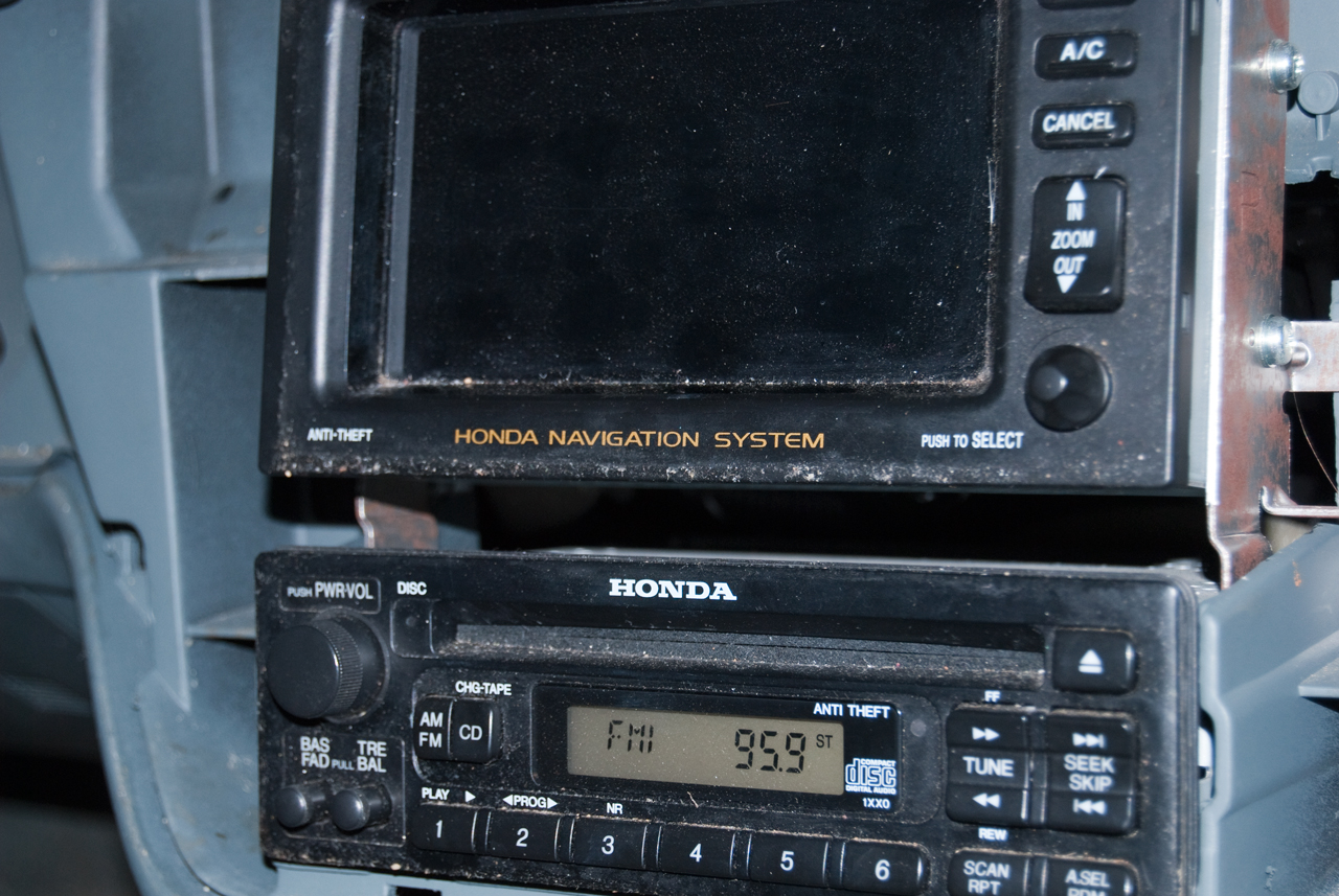 2000 Honda odyssey radio code error