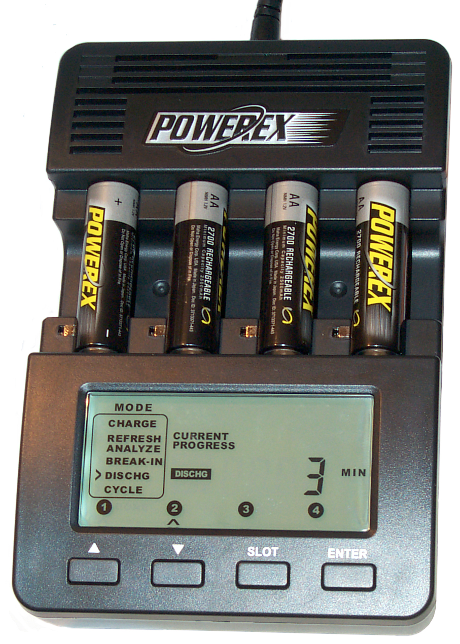 Caricabatterie Analizzatore Powerex Maha MH-C9000 WizardOne – Per 4 Batterie AA/AAA, Rigenerazione E Test Di Capacità