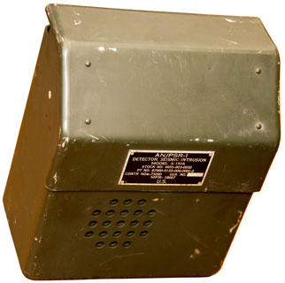 PSR-1 Seismic Intrusion
                  Detector