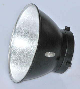 Pro 7"
                    Reflector for Bowens Strobe