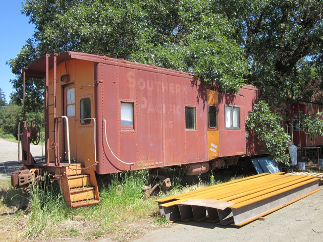 Southern Pacific Caboose No.
                1345