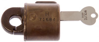 USPO USPS
                      Counter Padlock