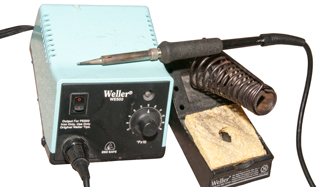 Weller
                      WES50 Soldering Iron with ET-S tip used for
                      Surface Mount Soldering