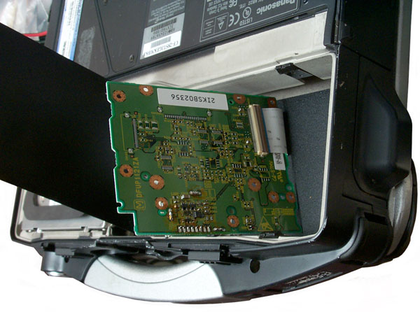 CF-28 Toughbook laptop computer GPS
                PCB back