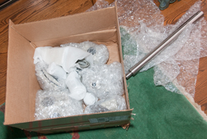 Nikon
                    SMZ-U shipping box BAD PACKAGING