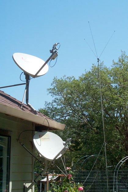 Starband Nova top,
          Starband 360 bottom, OE-254 background Antenna