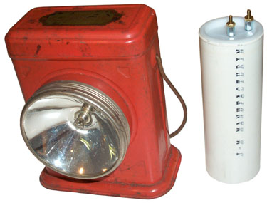 Burgess BL-6
                  Lantern two No. 6 Dry Cell