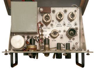 Control
                      Electronics Co. VHF-UHF Frequency Calibrator,
                      Model 121