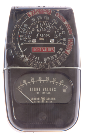 GE Exposure
                      meter model 8DW58Y