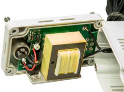 kenyon KS-4
                  Camera Stabilizer Battery Charger
