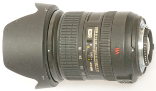 Nikon 18 - 200 mm