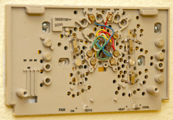Honeywell T8195b
                  Thermostat