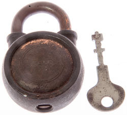 1-3/4"
                      Yale Jr. "Hermetic" warded 324 padlock