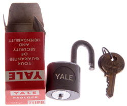 Yale
                      711PB 1" padlock